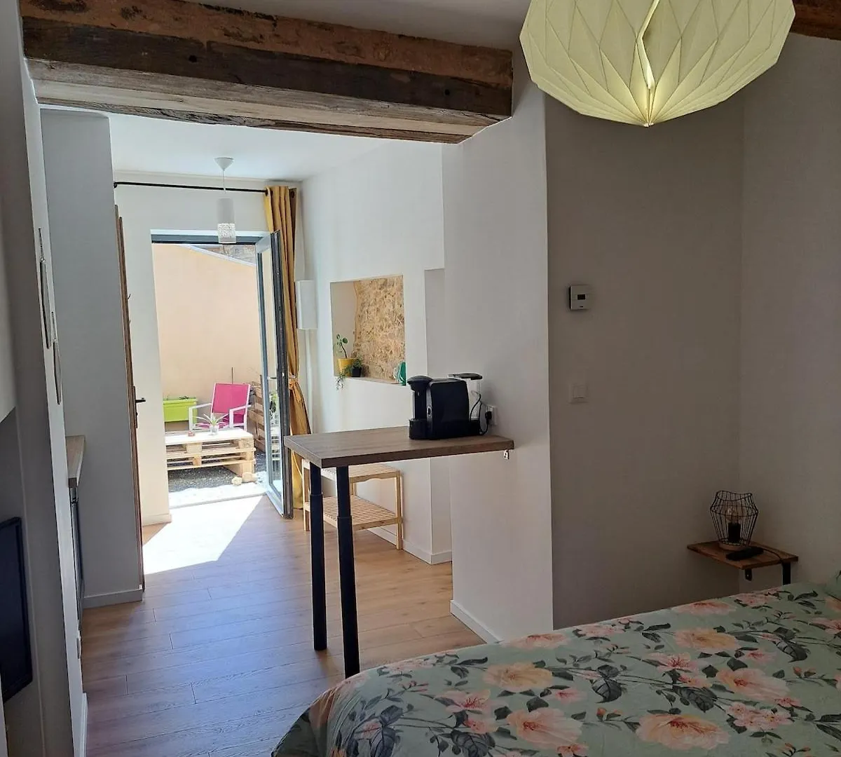 Charmant Studio A 5 Minutes De Villefranche Lacenas 0*,  France
