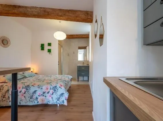 Charmant Studio A 5 Minutes De Villefranche Lacenas Apartment